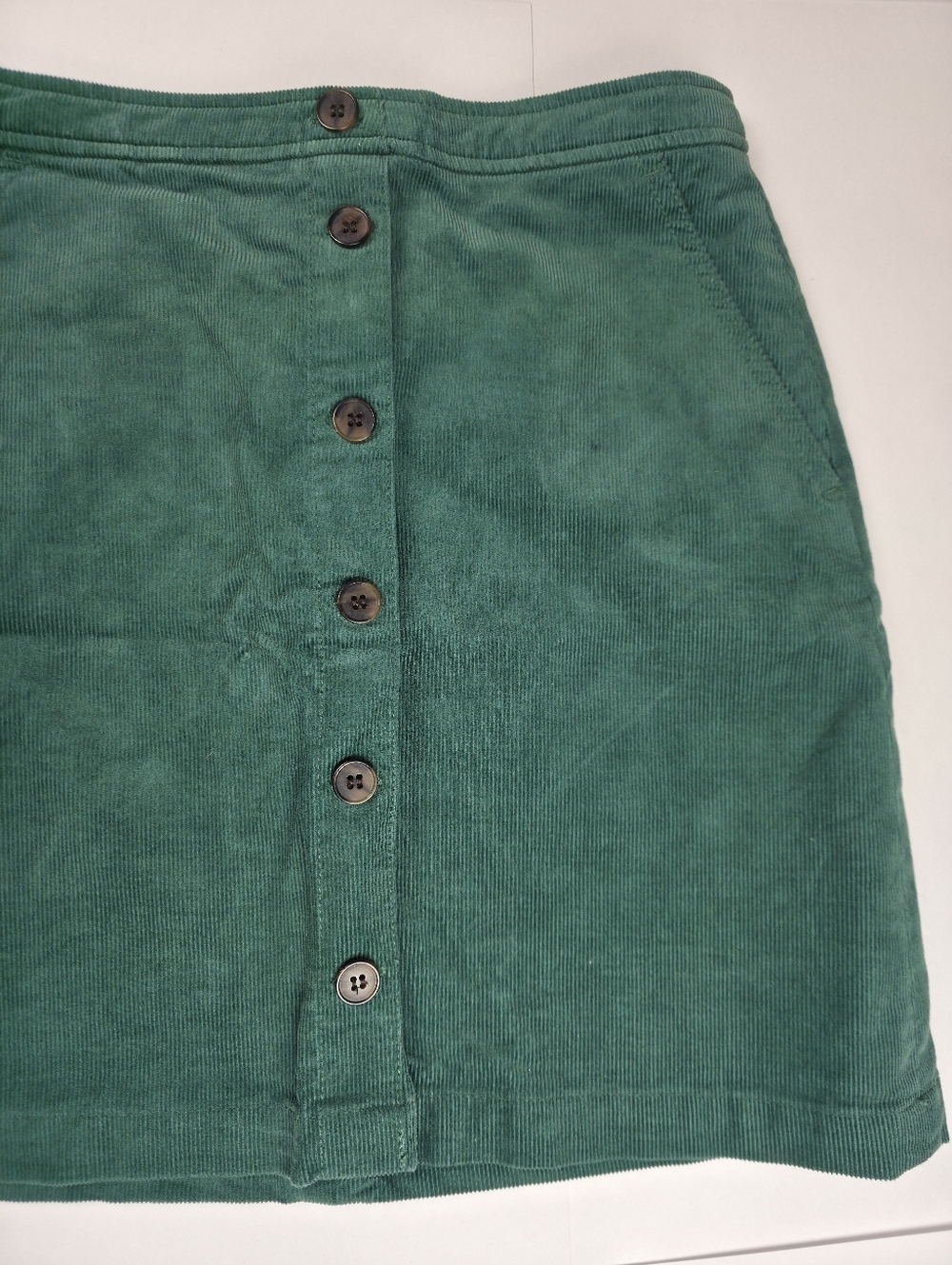 J. Crew Green Corduroy Button Detailed Lined  Skirt Sz 2 - Picture 3 of 9